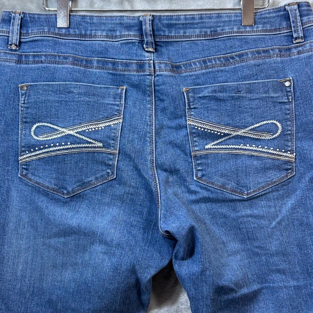 Lee Denim Womens 16 Medium Wash Straight Leg Embroidered Back Pocket Jeans 1889
